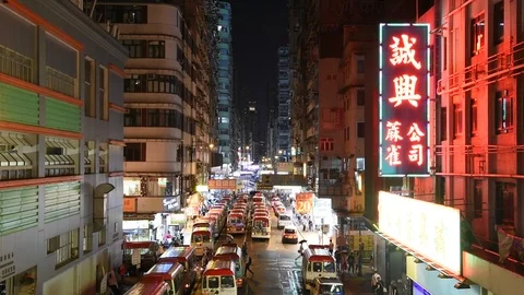 Mini Bus Station in Mong kok Vídeos de archivo 117777961