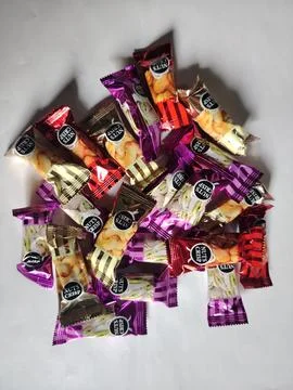 Mini Chocolate Candy Collection Assorted Milk Dark and White Chocolates Foto stock