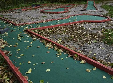 Mini golf course in autumn Foto stock