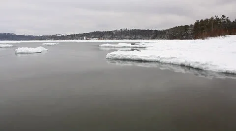 Mini ice burgs Stock Footage 23735549