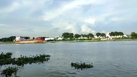 Mini ship on river. Video stock 276607068