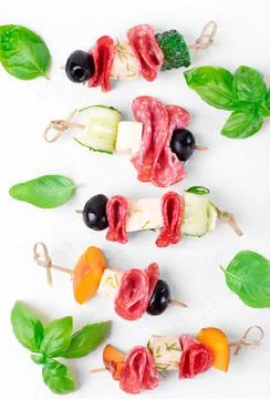 Mini skewer appetizers. Flat lay. Party food Stock-Fotos