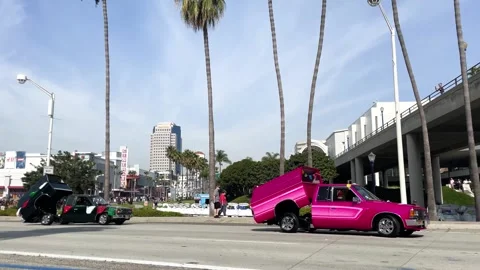 Mini Trucks with Hydraulic Dancing Beds at the Dia Day Los Muertos Parade 動画素材 255313281