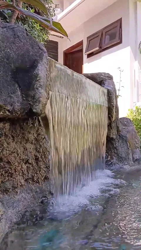 Mini waterfall Video stock 280218867