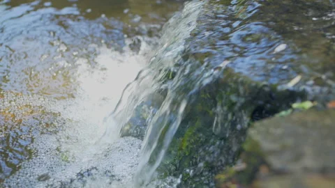 Mini waterfall. slow motion Stock Footage 133683036