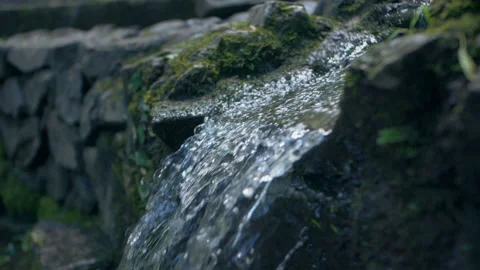 Mini waterfall. slow motion Stock Footage 133685210