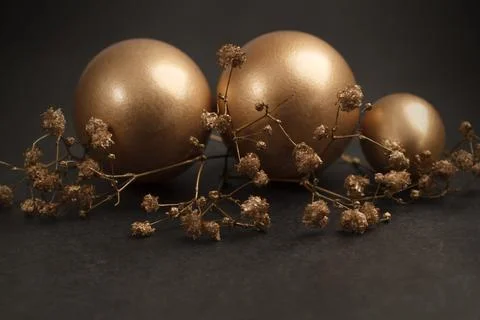 Minimal easter golden eggs concept. Happy easter card Stock Photos