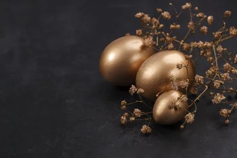 Minimal easter golden eggs concept. Happy easter card Stock Photos