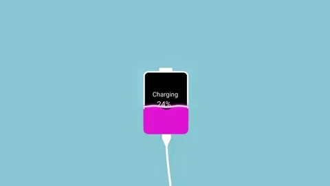 Minimal Smartphone Charging Animation with Battery Power and USB Cable Loop Vídeo Stock 336915814