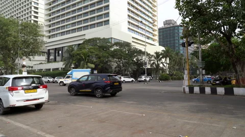 Minimal traffic on Netaji Subhash Chandra Bose Road in South Mumbai. Stock Footage 337803700