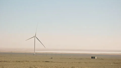 Minimal wind turbines in wide empty desert landscape Stock-Footage 326227098