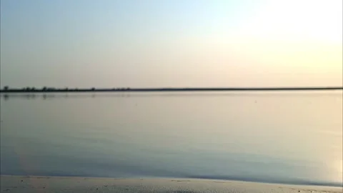 Minimalist Calm River Under Pale Sky 库存影片 334834544