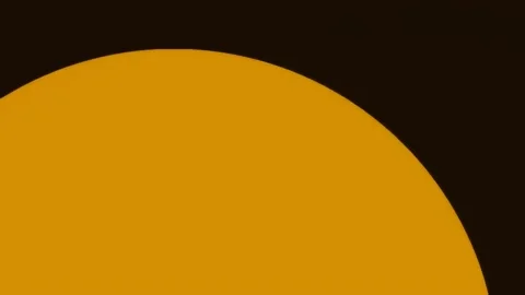 Minimalist yellow circular gradient element against deep black backdrop for.. Stockbeeldmateriaal 342161423