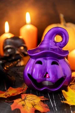 Minimalistic creative flat lay background for autumn holidays. Halloween pump Foto stock