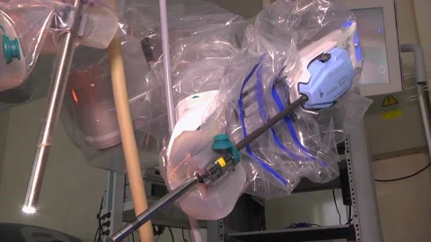 Minimally Invasive Robotic Surgery with the da Vinci Surgical System. Stock Footage 104915937