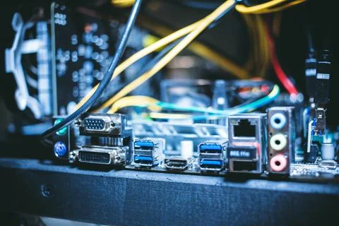 Mining cryptocurrency. Machines for mining cryptocurrency, bitcoin. Foto stock