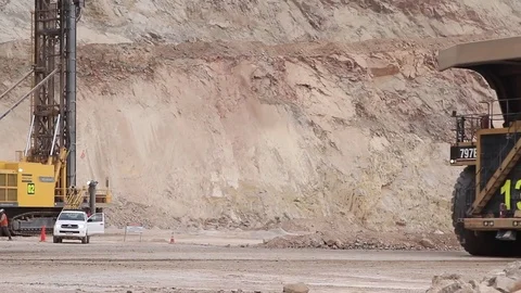 Mining dump trucks Stock Footage 77099924