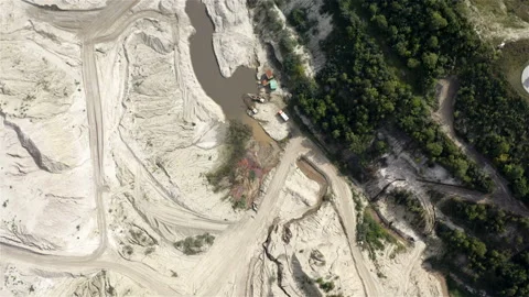 Mining equipment conducts work activities in the mining space of a mining quarry 스톡 동영상 117754804