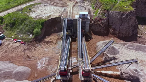 Mining equipment operates in a quarry to process materials for construction 스톡 동영상 342522796