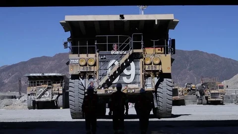 Mining trucks 스톡 동영상 77100642