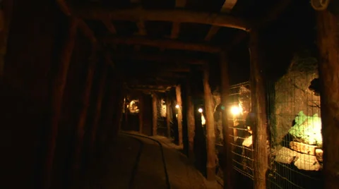 Mining tunnel 02 Video stock 32093930