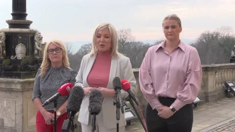 Ministers react to Government act to ensure availability of abortion services i Video stock 172322653