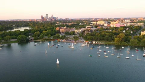 Minneapolis Harbor Skyline Vídeo Stock 116583520