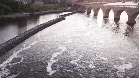 Minneapolis Skyline Stock Footage 100611166