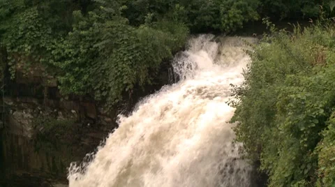 Minnehaha Falls top side view 120 shutter speed 動画素材 8433821