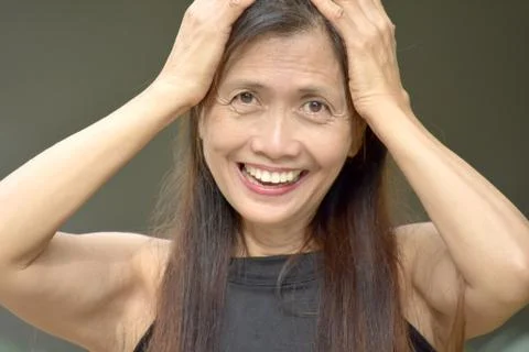 Minority Female Senior Memory Problems Foto stock