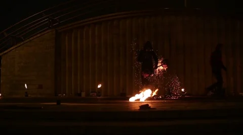 Minsk, Belarus - september 29: fire show Vidéo 52397906