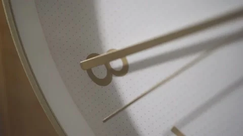 The minute hand points to the number 8, the second hand goes past. Stock Footage 162657743