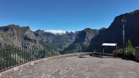 Miradouro Eira do Serrao on a summer morning, Madeira island, Portugal. 스톡 동영상 301394853