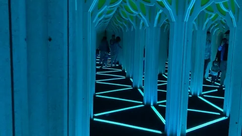 Mirror Maze Video stock 109140605