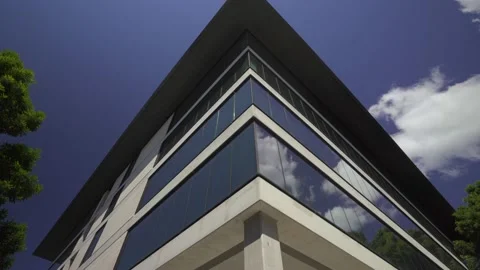 Mirroring sky Stock Footage 164295549