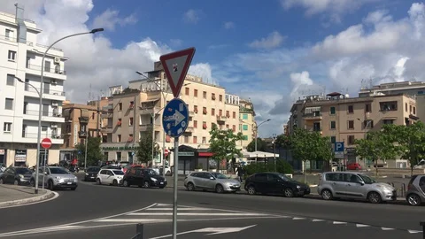 Mirti's Square , in the Centocelle district, during the lockdown 库存影片 129365977