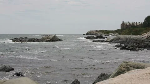 MISC WavesOnRocks2 動画素材 7733784