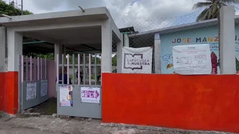 Misinformation and obstacles make voting difficult in southern Mexico, Tapachula Vídeos de archivo 310524595