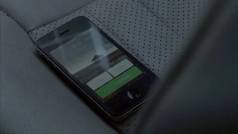 Missed call from contact Stock Footage 261509832