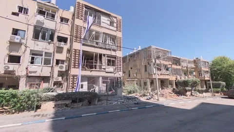 Missile attack kills and injures in homes; infrastructure left damaged Видео 315015840