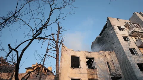 Missile attack, Rubble piles, Destroyed neighborhood Vidéo 344463257