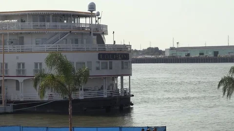 Mississippi River Day from Westbank Stock Footage