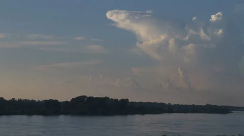 MISSISSIPPI RIVER AT DUSK Video stock 37165964