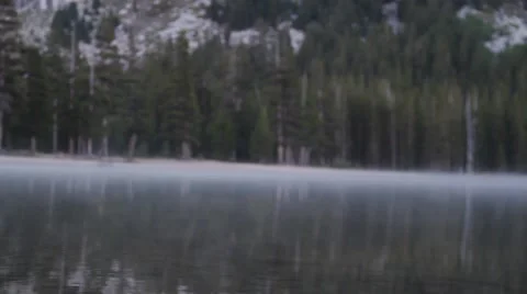 Mist on Lake in Yosemite Vidéo 52933532