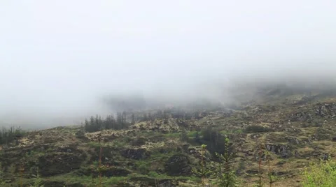 Mist moving over hills 動画素材 50375417