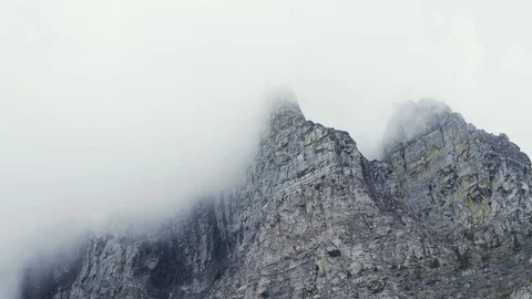 Mist Over Mountain Time Lapse 스톡 동영상 129790705
