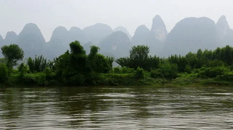 Misty karst landform,Li river 库存影片 42075415