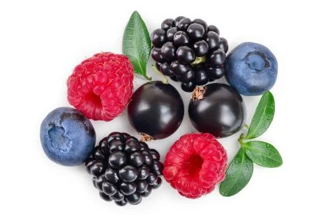 Mix of blackberry blueberry raspberry isolated on white background. Top view Foto stock
