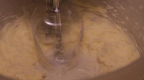 Mix master whipping icing 库存影片 39433443