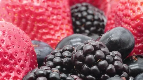 Mixed berries pull back Stock Footage 289241756